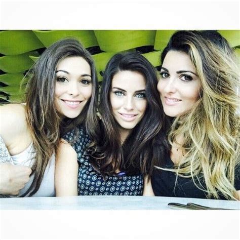 Jessica Lowndes Having A Munch Over Lunch With This Gorgeous Bunch Nude