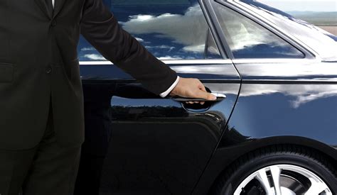 How Chauffeur Services Impress Business Clients And Win More Sales