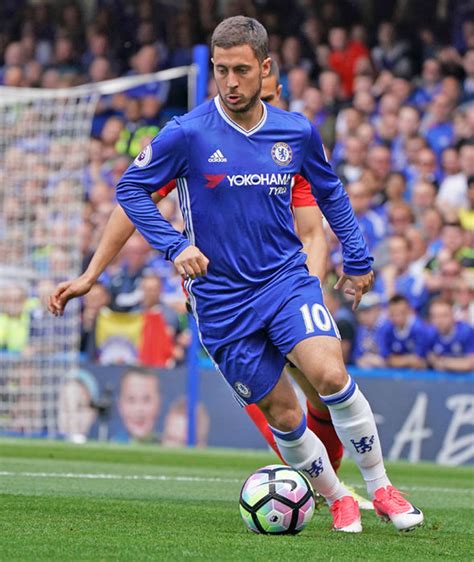 Eden hazard faces lengthy spell out after suffering broken ankle. Romelu Lukaku to Chelsea: Eden Hazard discusses transfer ...