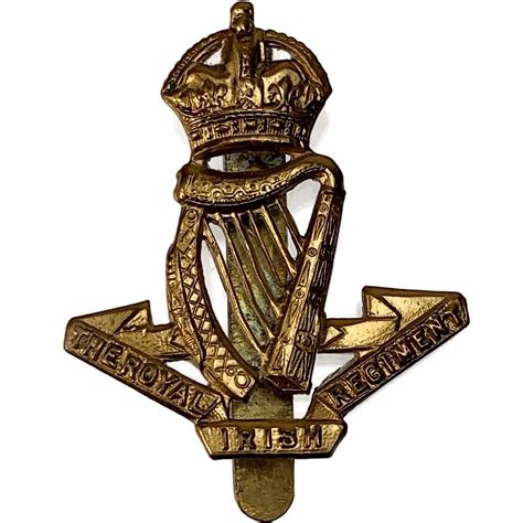 Ww1 Royal Irish Regiment Cap Badge