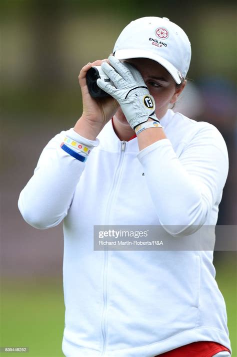 Lily May Humphreys Of England Checks A Yardage During Her Semi Final News Photo Getty Images