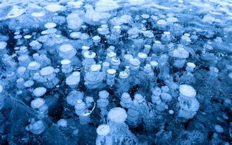 壁纸 景观 湖 水 性质 雪 冬季 蓝色 冰 霜 冷冻 融化 3840x2400像素 电脑壁纸 3840x2400