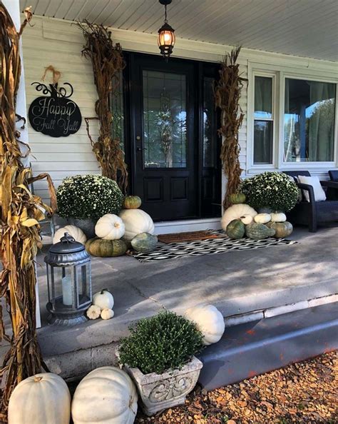 20 Dreamy Ideas For Decorating Your Front Porch For Fall Fall