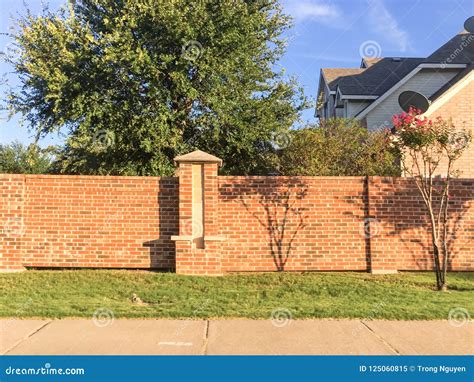 Brick Screen Walls Residential Houses In Dallas Fort Worth Area Stock