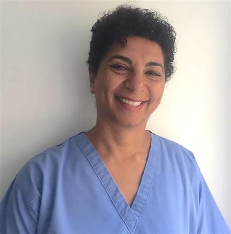 Dr Zainab Salim Dental Surgeon Regent Dental Cambridge
