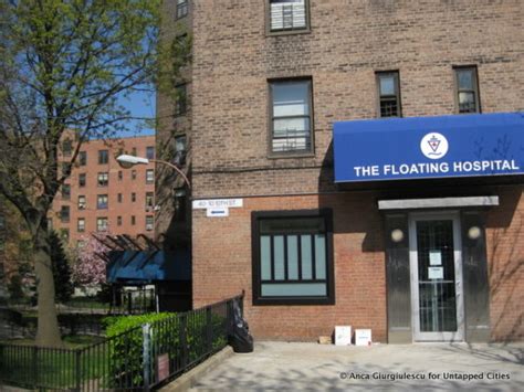 Queensbridge Nyc Inside Americas Largest Public Housing Project