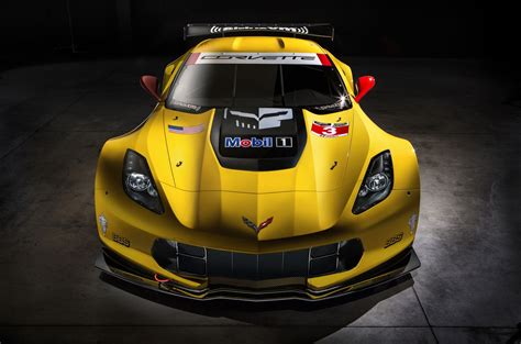 2014 Corvette C7r Debuts In Detroit Ahead Of Daytona 24 Hours