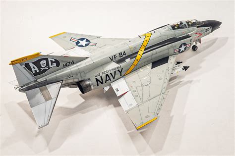 Mcdonnell F 4b Phantom Ii Plastic Model Airplane Kit 148 Scale