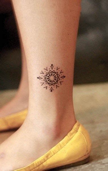 20 Simple Tattoos For Women Pretty Designs