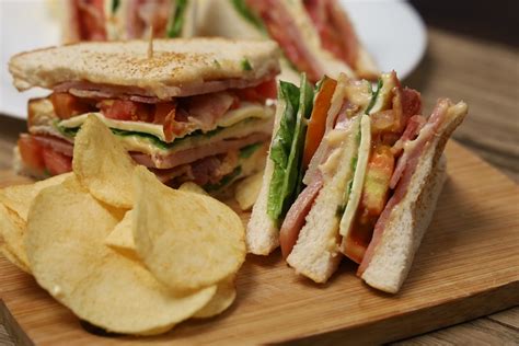 How To Make Clubhouse Sandwich At Home Sandwich Recipes