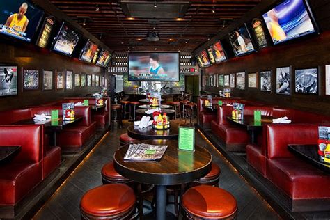 Ten Things That Makes For A Successful Sports Bar Magicpin Blog