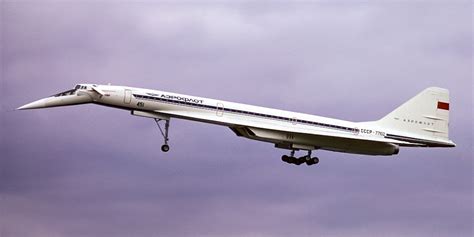 Tupolev Tu-144 commercial aircraft. Pictures, specifications, reviews.
