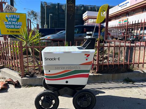 Meet Snack E 7 Eleven’s Newest Delivery Robot That Doesn’t Take Tips