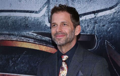 Zack Snyder Threatened To Quit Snyder Cut After Studio Pulled Green