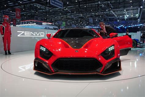 The Zenvo Tsr S Is A Road Legal Race Car With 1177 Horsepower Carbuzz