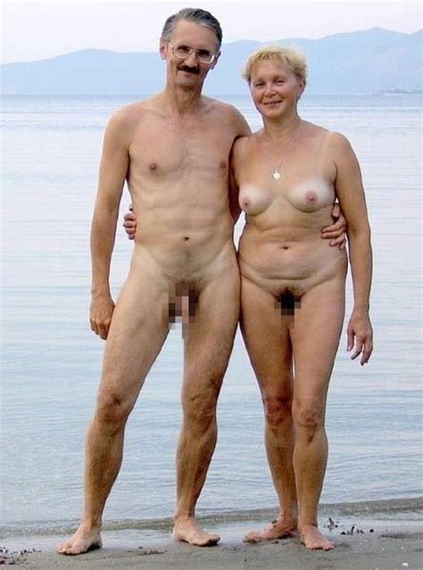 夫婦や彼氏彼女がヌードで寄り添う裸カップルのエロ画像下さい 次エロ画像 エロ画像
