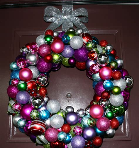 Smart Bottom Enterprises Christmas Ornament Wreath