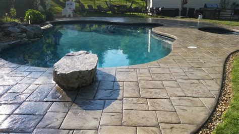 Stamped Concrete Pool Deck And Patio Sealed With Ar350 By Foundation Armor Classique Piscine