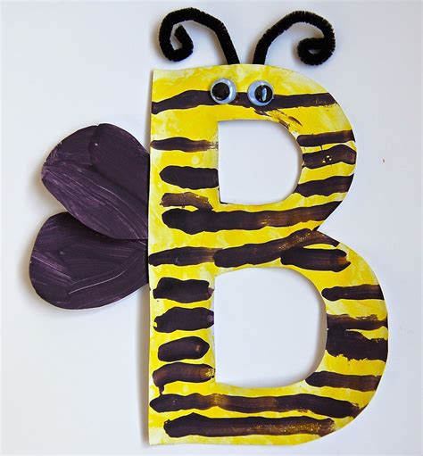 Much Kneaded B Is For Bee Craft Basteln Mit Buchstaben Alphabet