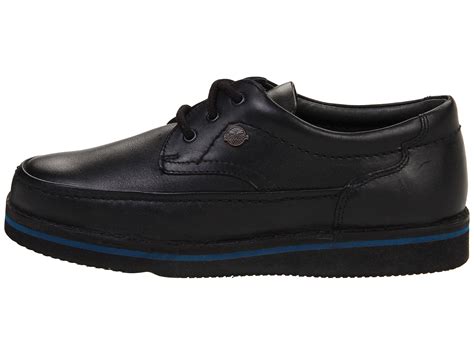 These shoes are especially good for people with wide feet. Hush Puppies Mall Walker - Zappos.com Free Shipping BOTH Ways
