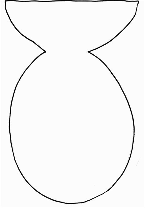 These are also great for games, storytime, and other learning activities. 4 Best Images of Printable Fish Outline Template - Outline ...