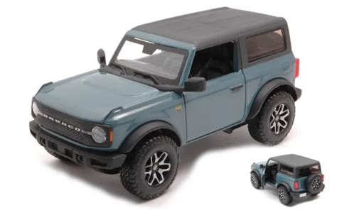 Model Car Scale 124 Maisto Ford Bronco Bad Lands 2021 Diecast Vehicles