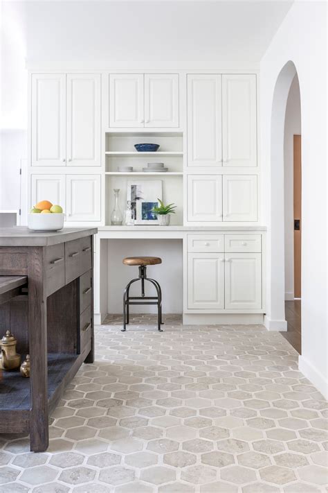 Shop floor tiles for your kitchen by a range of tile materials & options like, concrete, porcelain floor tile, laminate & vinyl kitchen flooring, natural stone flooring for kitchen at our tile store. We will have dreams about this ARTO kitchen. Do you like ...