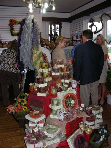 Casas adobes flower shop has been locally owned for over 50 years. Clinton Florist :: Oak Ridge Florist :: Knoxville Flowers ...