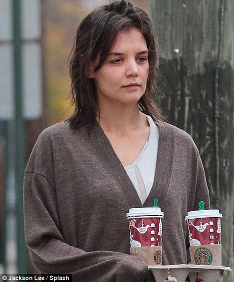 Tired Katie Holmes Gets A Caffeine Boost As She Goes On The Coffee Run Daily Mail Online