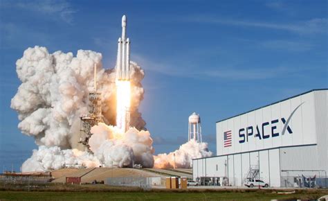 Spacex Launched Worlds Most Powerful Rocket Photos