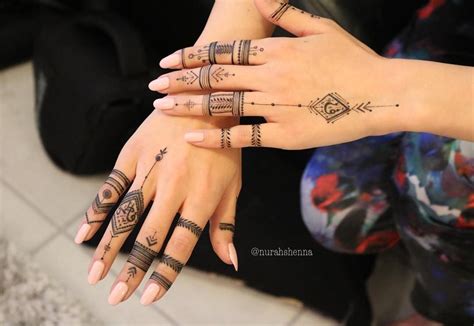 Hand And Finger Tattoos Finger Henna Finger Tats Hand Tats Mehndi
