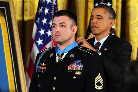 Medal Of Honor Recipient Stays Connected To Army By Helping Others Article The United States