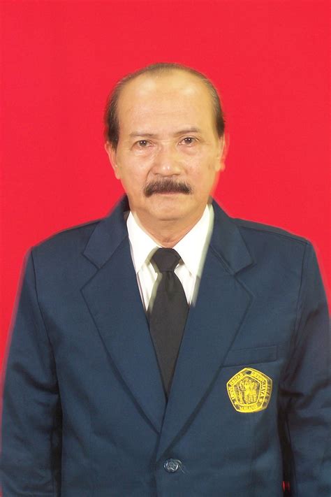 0 ratings0% found this document useful (0 votes). Purna Tugas Guru Besar Fakultas Peternakan UB Berpulang ...