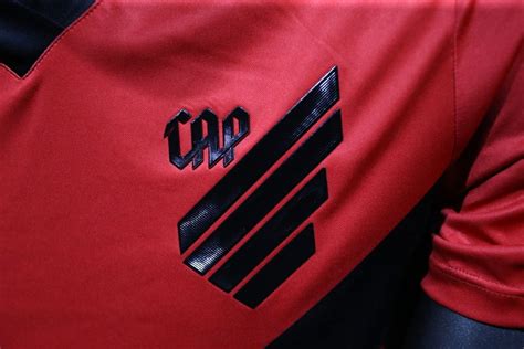 River se plantó ante paranaense: Brand New: New Logo and Identity for Club Athletico ...