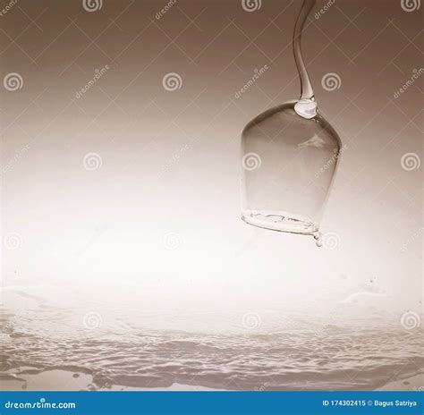 Vintage Splash Water In A Glass Stock Image Image Of Liquid