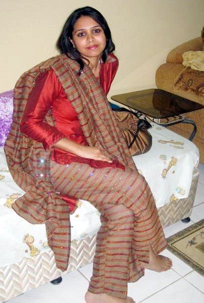 Desi girls pictures & hot images. Tight Gand Photos Full HD - Pakistani Hot Gand Pic - Girls ...
