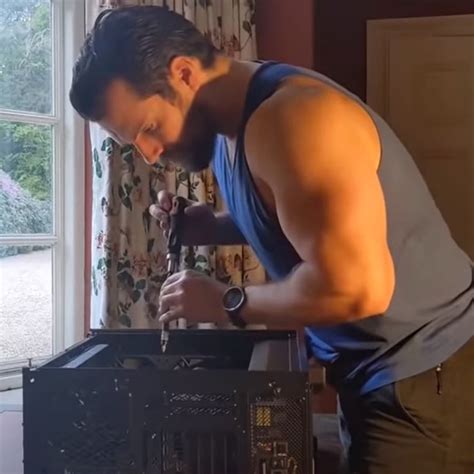 this video of henry cavill building a gaming pc lives rent free in my mind popsugar australia