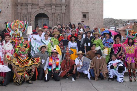 Verlorene menschen in peru, telefone in peru, handys, verlorene freunde in lima peru, verlorene menschen kostenlos finden: KARNEVAL Gruppe Peru Foto & Bild | streetfotografie ...