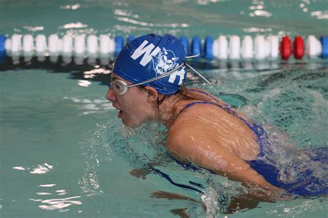 Wh Girls Swim Vs Cross Eh Senior Night 2018 24 Flickr