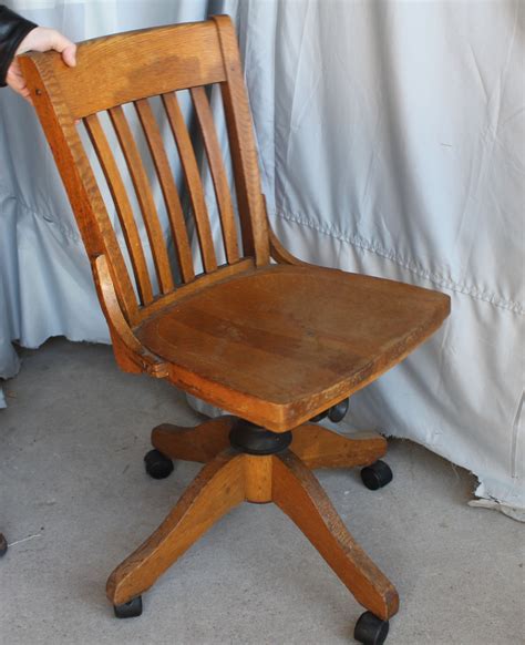 Our collection of vintage style leather chairs are so comfortable, you won't want to get. Bargain John's Antiques » Blog Archive Antique Oak swivel ...