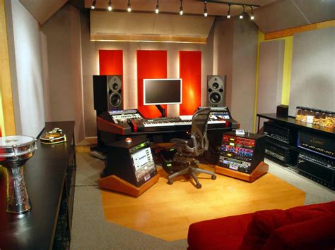 Pin by dujhan on studio | Music studio room, Recording studio design, Recording studio home