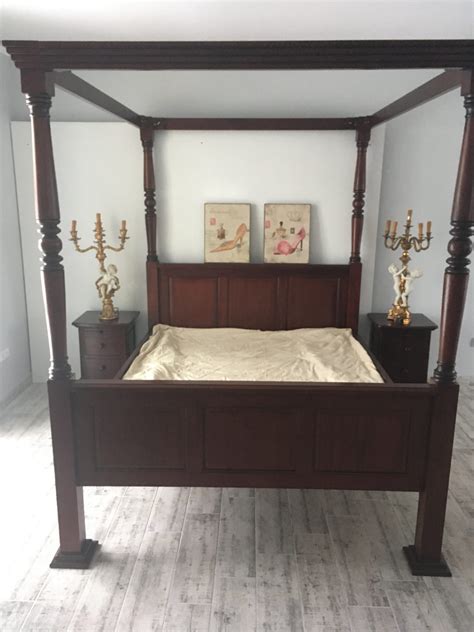 Łóżko z Baldachimem Mahoniowe w Stylu Kolonialnym Materac 180x200