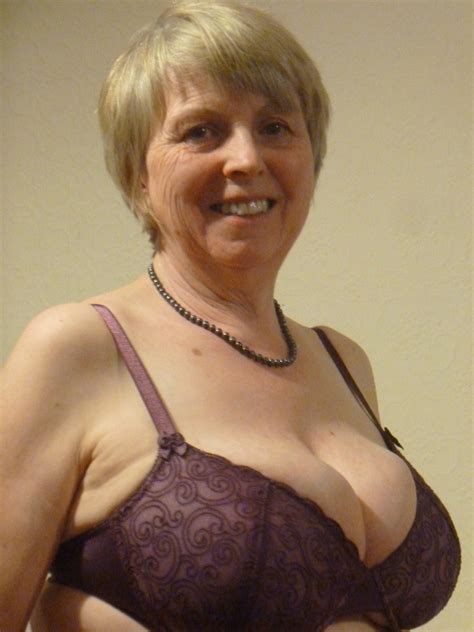 Granny Dd Cup Breasts Bobs And Vagene