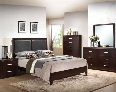 Bedroom Set In Contemporary Style Ajay By Acme Ac21420set