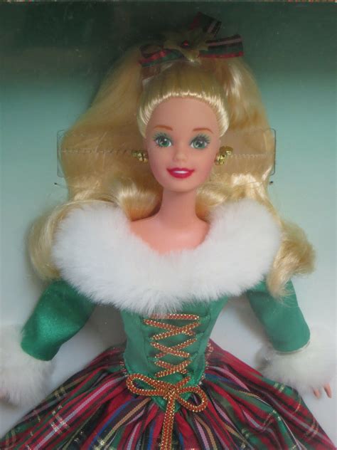 1995 International Happy Holidays Gala Barbie Doll Winters Eve Special