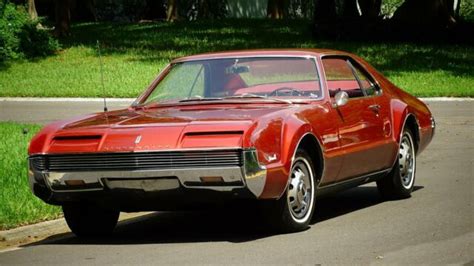1966 Oldsmobile Toronado First Gm Front Wheel Drive Very Collectible