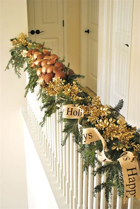 This beautiful christmas garland looks gorgeous in combination with the staircase which is white with stained wood treads. 20 Christmas Garland Decorations Ideas To Try This Season ...