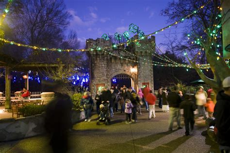 Save up to $50 on tickets! Busch Gardens' Christmas Town, with 10 million lights ...