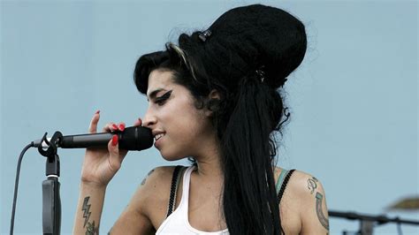 Amy winehouse was a controversial and talented british singer who had a net worth of $10 million. Here's how much Amy Winehouse was worth when she died