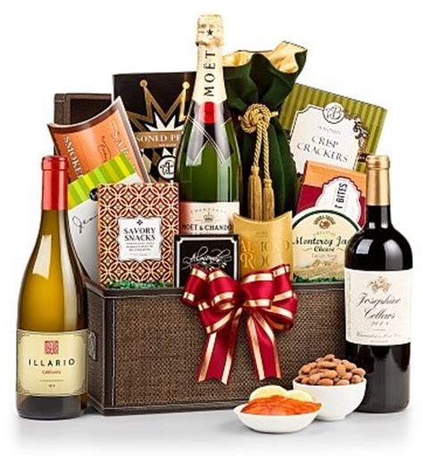 What about your friends who deserve to be pampered with the best beauty products? Best Wine Gift Baskets for 2015 - Top Corporate Gift Ideas ...